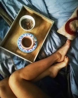 Lucilla Agosti feet photo thumbnail