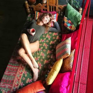 Lucilla Agosti feet photo thumbnail