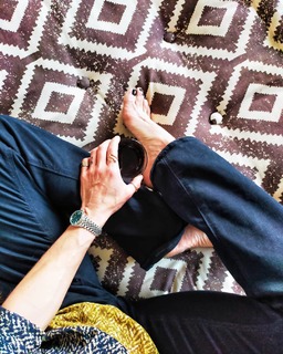 Lucilla Agosti feet photo thumbnail