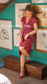 Lucilla Agosti feet photo thumbnail