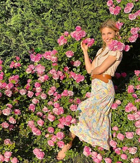 Lucilla Agosti feet photo thumbnail