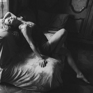 Lucilla Agosti feet photo 12