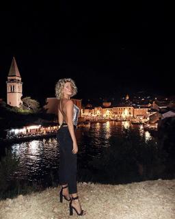 Lucrezia Lando feet photo 8