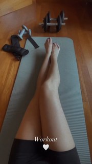 Lucrezia Lando feet photo 11