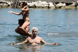 Lucrezia Lante della Rovere feet photo 10