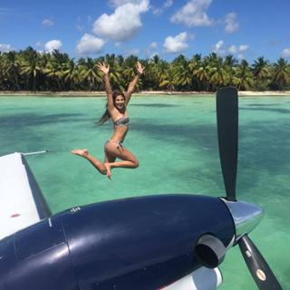 Lucy Aragon feet photo thumbnail