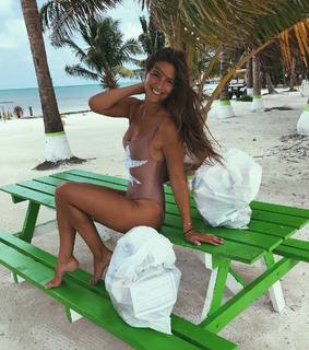 Lucy Aragon feet photo thumbnail