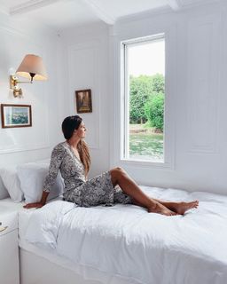 Lucy Aragon feet photo thumbnail