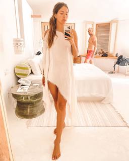 Lucy Aragon feet photo thumbnail