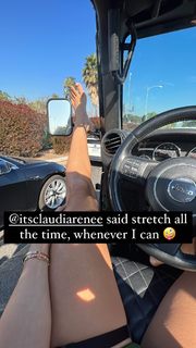 Lucy Aragon feet photo thumbnail