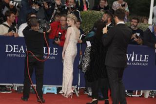 Lucy Boynton feet photo thumbnail