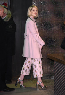 Lucy Boynton feet photo thumbnail