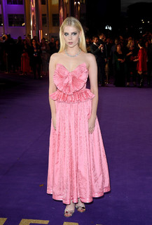 Lucy Boynton feet photo thumbnail