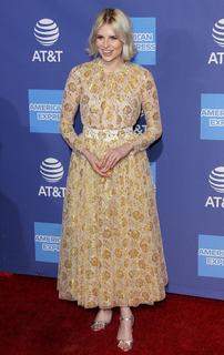 Lucy Boynton feet photo thumbnail