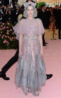 Lucy Boynton feet photo thumbnail