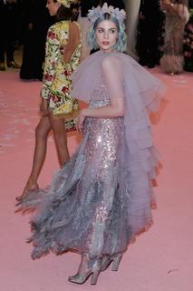 Lucy Boynton feet photo thumbnail