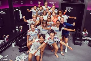 Lucy Bronze feet photo 8