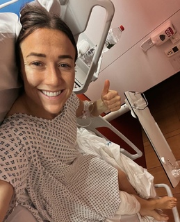 Lucy Bronze feet photo 5