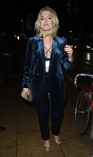 Lucy Fallon feet photo thumbnail