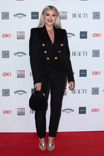 Lucy Fallon feet photo thumbnail