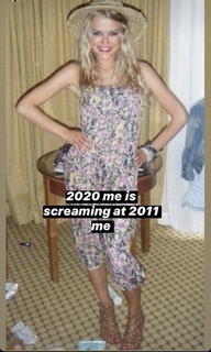 Lucy Fallon feet photo thumbnail