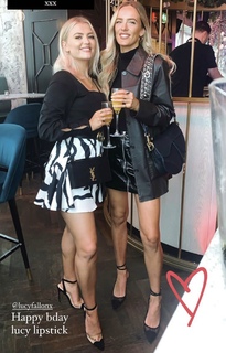 Lucy Fallon feet photo thumbnail