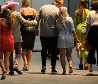 Lucy Fallon feet photo thumbnail