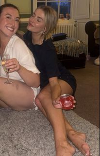 Lucy Fallon feet photo 15