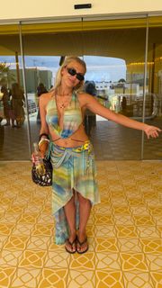 Lucy Fallon feet photo 8