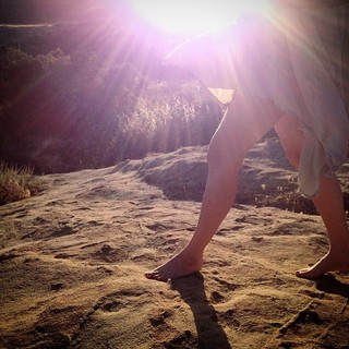 Lucy Fry feet photo thumbnail