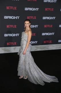 Lucy Fry feet photo thumbnail