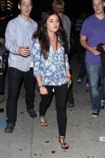 Lucy Hale feet photo thumbnail