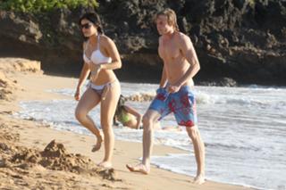 Lucy Hale feet photo thumbnail