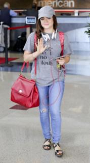 Lucy Hale feet photo thumbnail