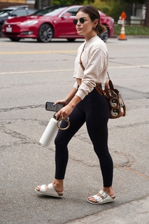 Lucy Hale feet photo thumbnail