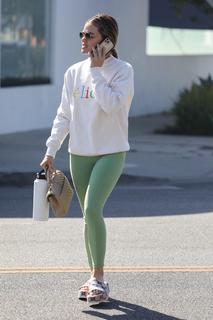 Lucy Hale feet photo thumbnail