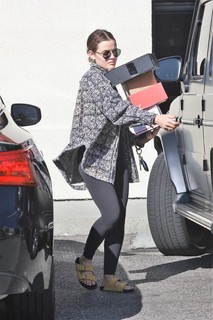 Lucy Hale feet photo thumbnail