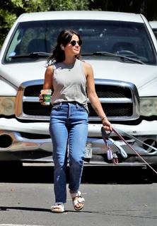 Lucy Hale feet photo thumbnail