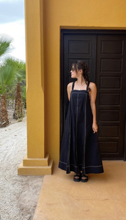 Lucy Hale feet photo thumbnail