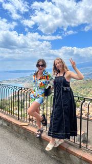 Lucy Hale feet photo thumbnail