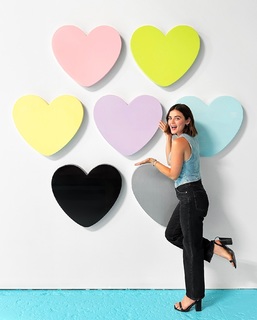 Lucy Hale feet photo thumbnail
