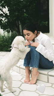 Lucy Hale feet photo thumbnail