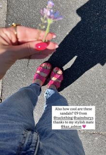 Lucy-Jo Hudson feet photo 3