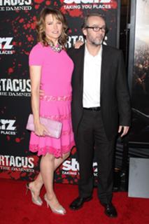 Lucy Lawless feet photo thumbnail