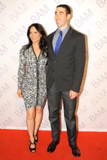 Lucy Liu feet photo thumbnail