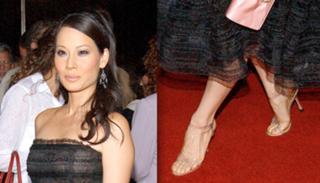 Lucy Liu feet photo thumbnail