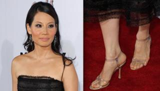 Lucy Liu feet photo thumbnail