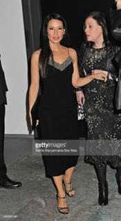 Lucy Liu feet photo thumbnail