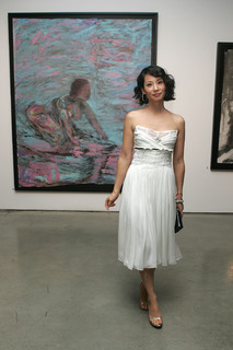 Lucy Liu feet photo thumbnail