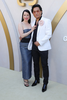 Lucy Liu feet photo thumbnail
